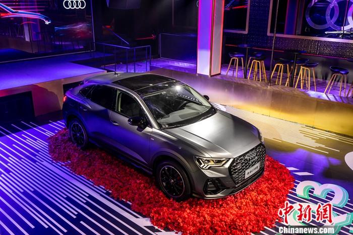 奥迪品牌首款紧凑型跨界轿跑SUV
